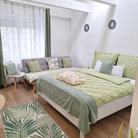 Varfal Apartman II Егер Екстериор снимка