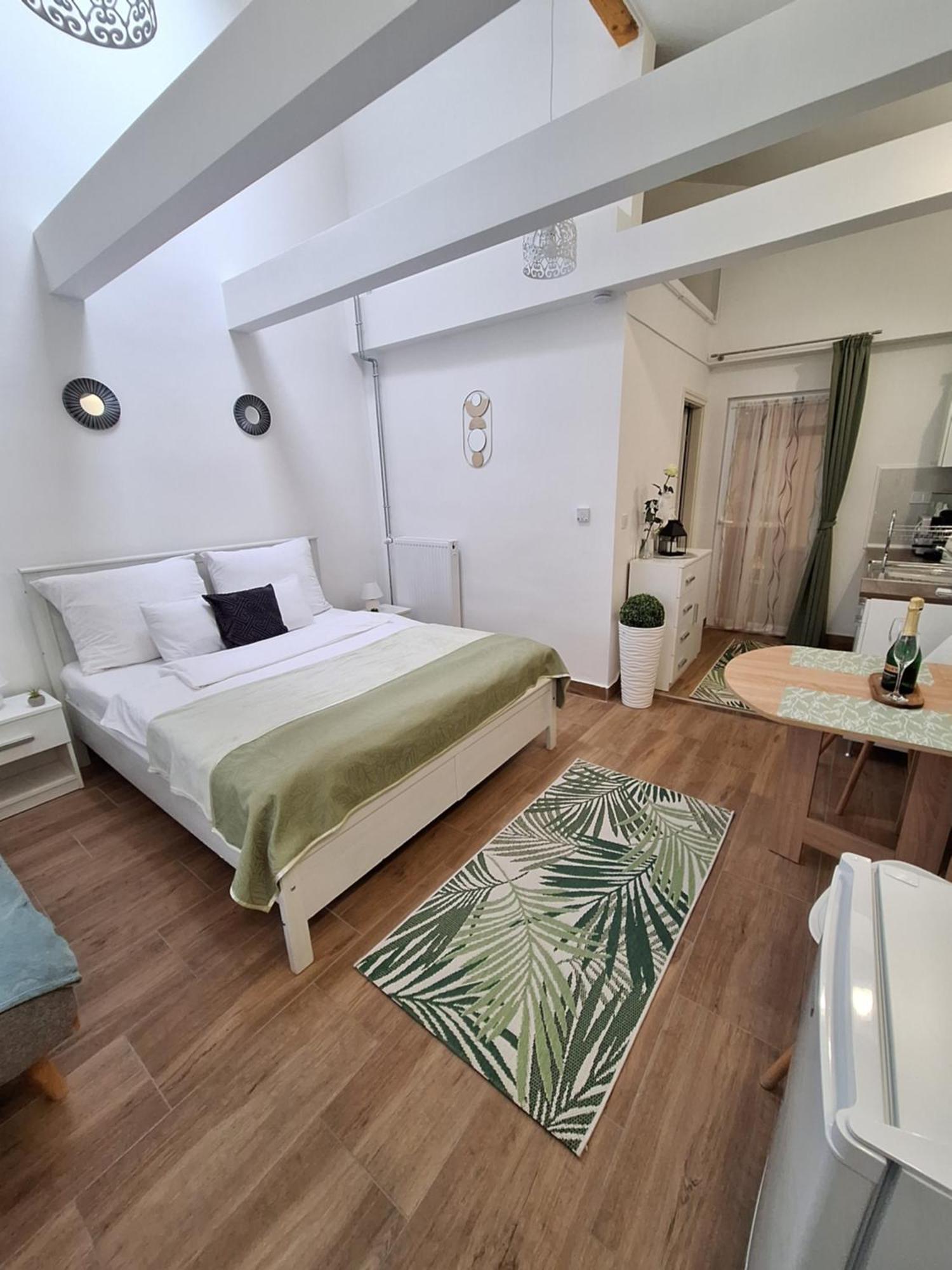 Varfal Apartman II Егер Екстериор снимка