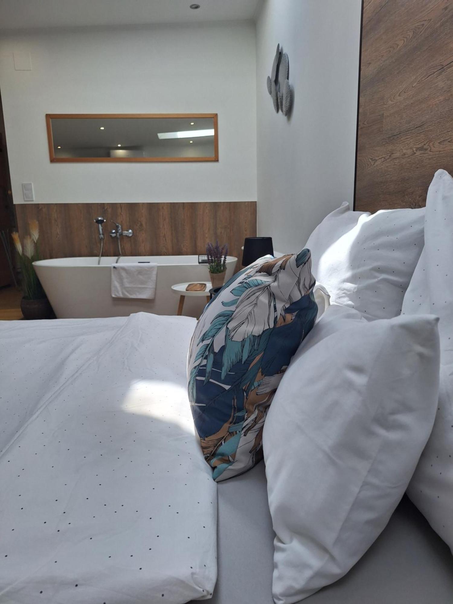 Varfal Apartman II Егер Стая снимка