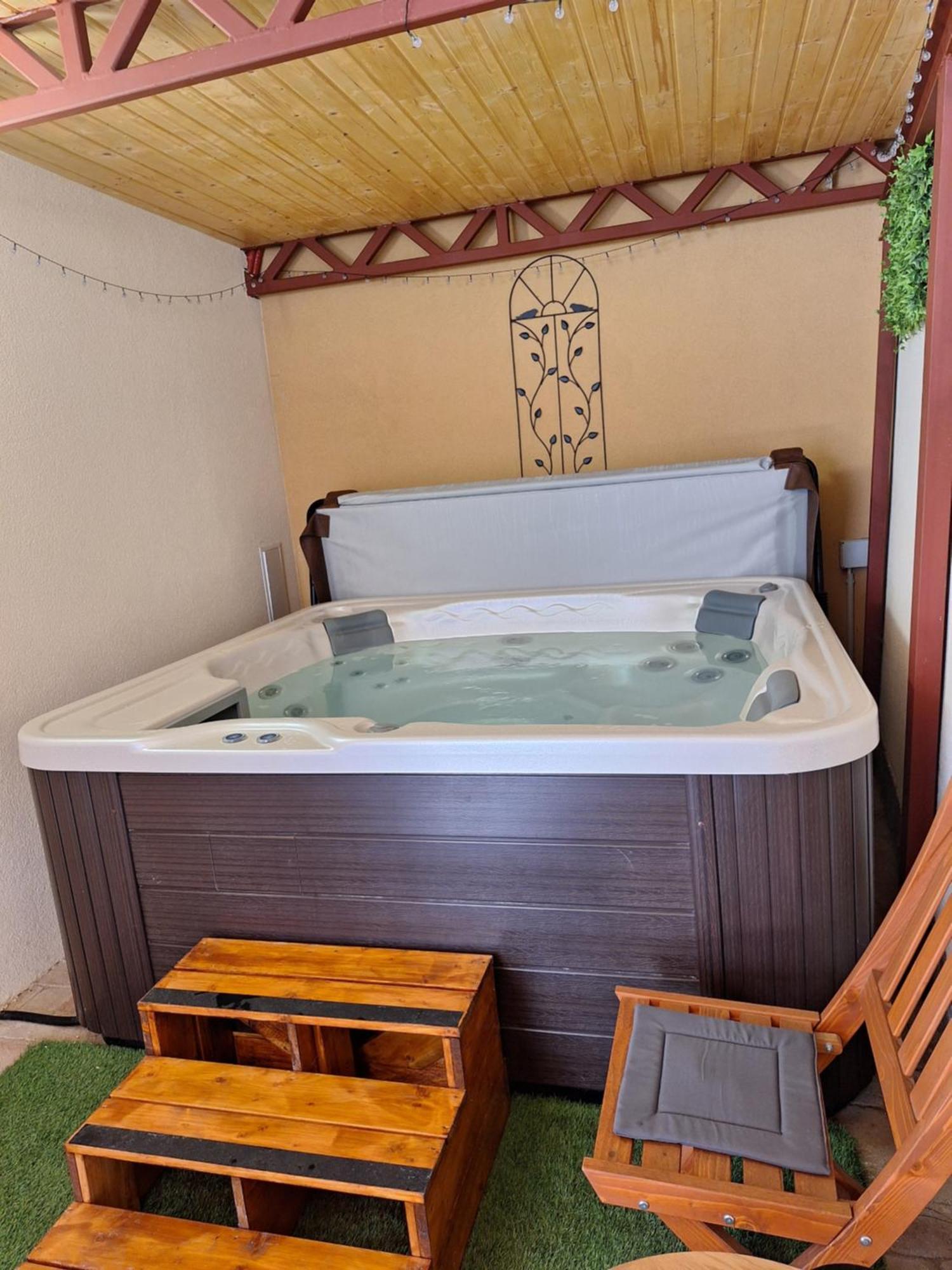 Varfal Apartman II Егер Екстериор снимка